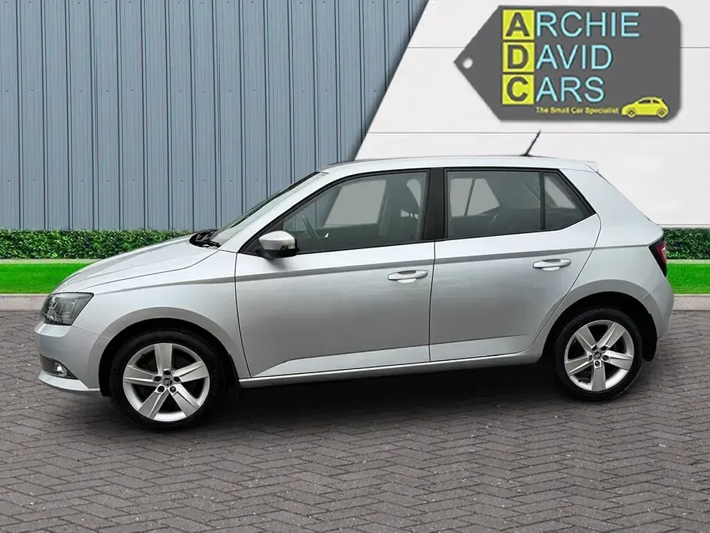 Used Skoda Fabia SE L 110 HP (80 kW) 2015 Silver Hatchback