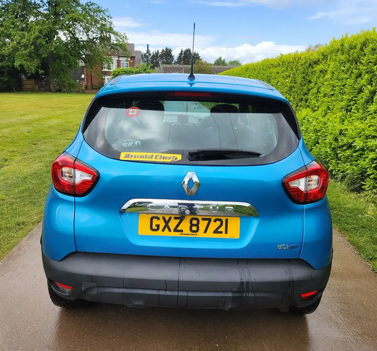 Used Renault Captur Dynamique 90 HP (66 kW) 2014 Blue SUV