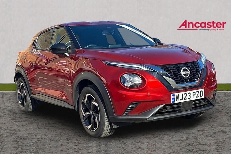 Used Nissan Juke N-Connecta 112 HP (82 kW) 2023 Red SUV