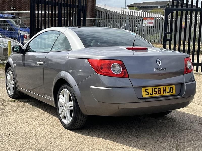 Używany Renault Mégane Cabriolet Dynamique 2008 Szary Kabriolet