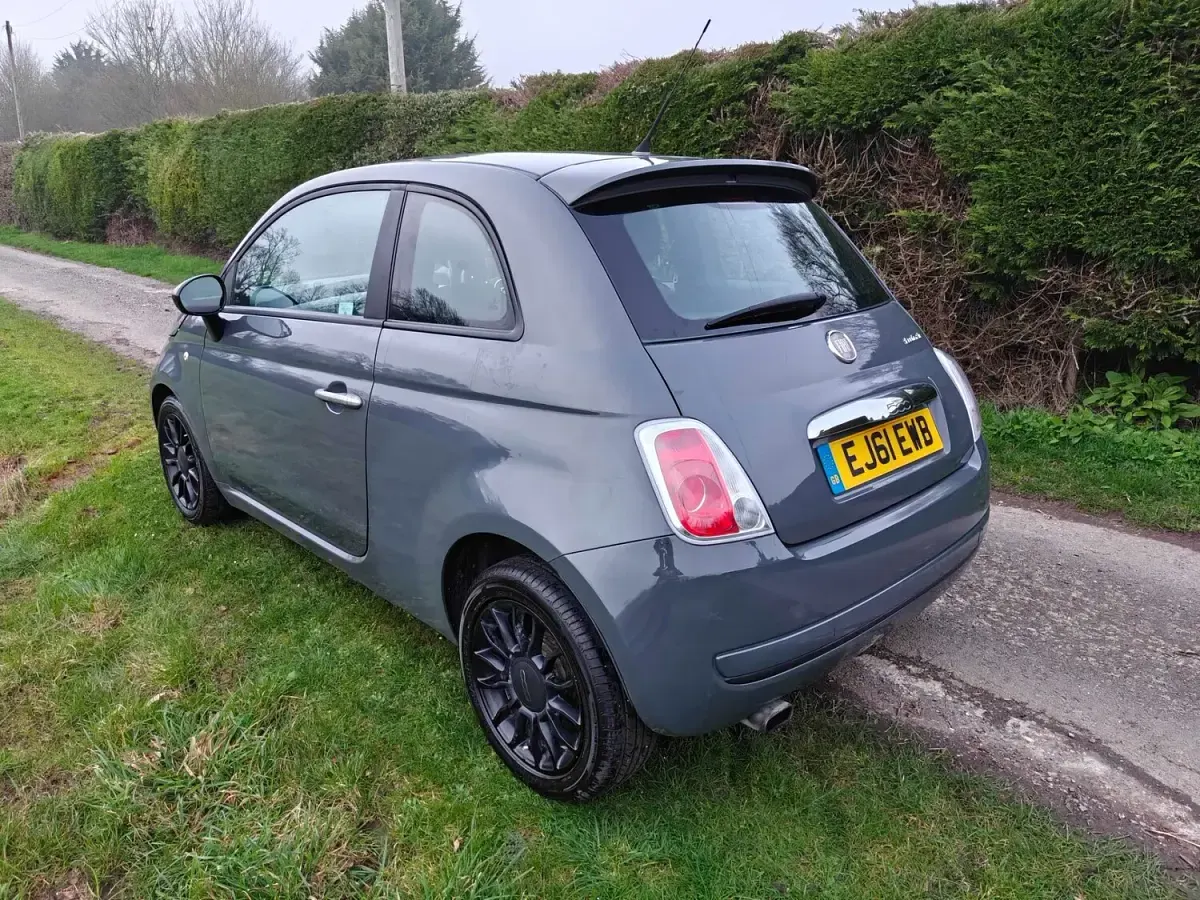 Used Fiat 500 85 HP (62 kW) 2011 Grey Hatchback