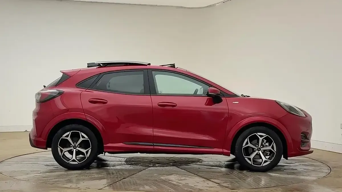 Used Ford Puma ST-Line 125 HP (91 kW) 2025 Red SUV