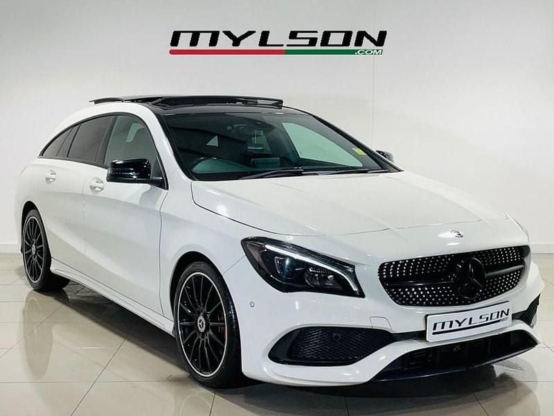 Used Mercedes CLA220 Shooting Brake AMG line 177 HP (130 kW) 2017 White Estate