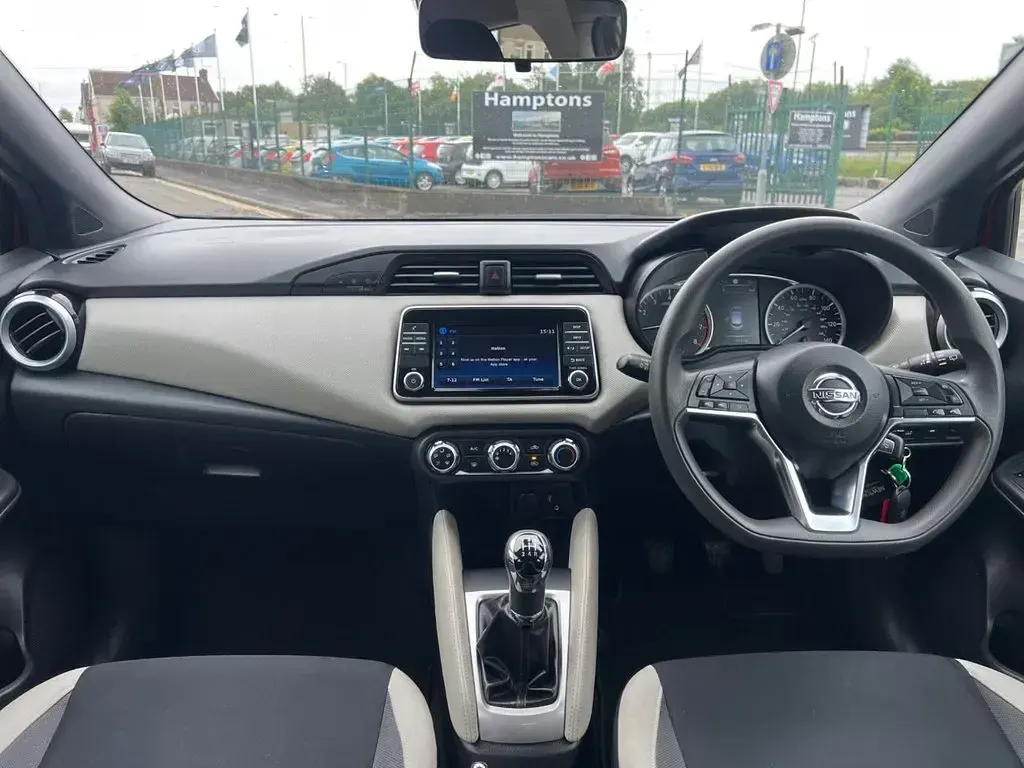Used Nissan Micra Acenta 90 HP (66 kW) 2017 Red Hatchback