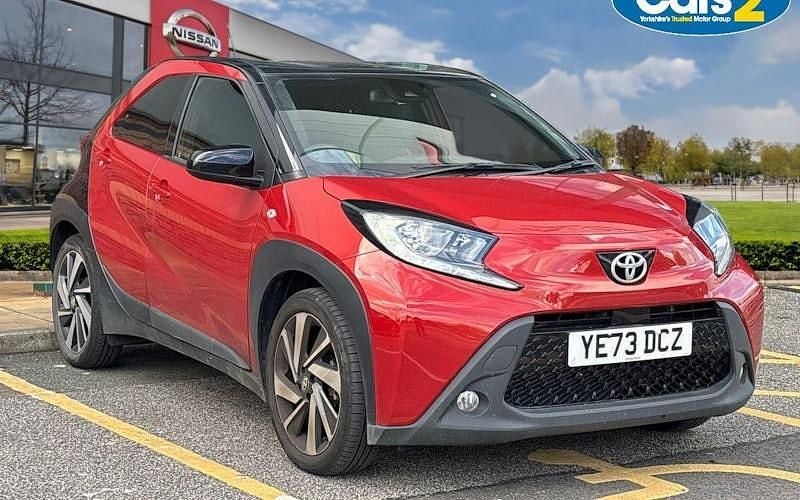 Used 2025 Toyota Aygo X SUV | £12,990 (Good price) - Image 1/4