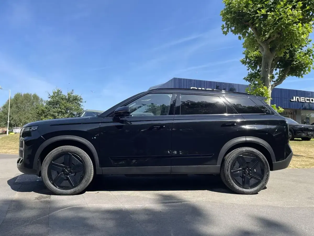 New Jaecoo 7 201 HP (147 kW) 2026 Black SUV
