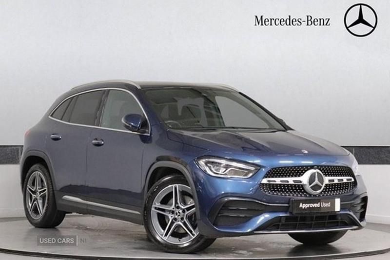 Used Mercedes GLA200 AMG Line Premium 150 HP (110 kW) 2021 Blue SUV