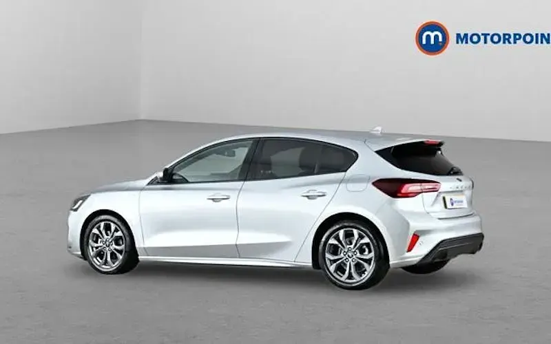 Used Ford Focus ST-Line 125 HP (91 kW) 2025 Hatchback