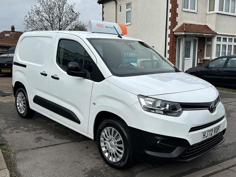 Used Toyota Proace 2022 White MPV