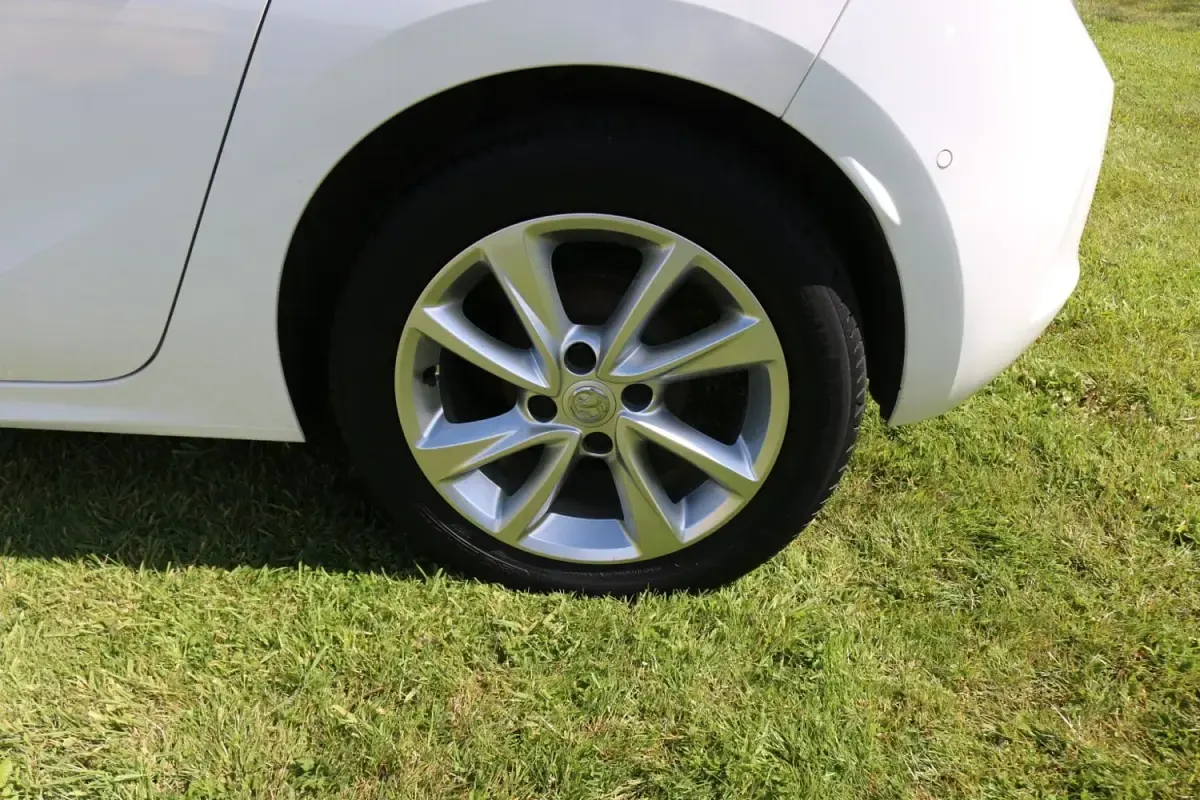 Second-hand Vauxhall Corsa 75 CP (55 kW) 2020 Alb Hatchback