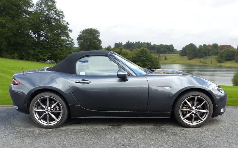 Begagnad Mazda MX5 Inclusive 184 HK (135 kW) 2022 Cab