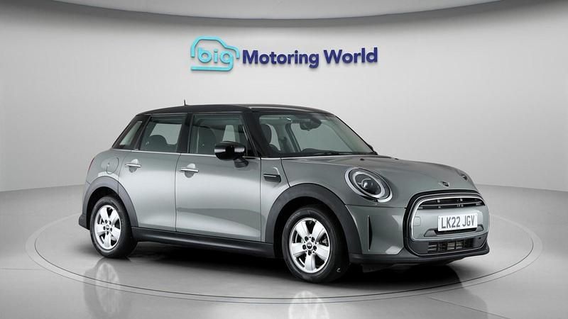 Grey Used 2022 Mini Cooper Classic Hatchback | £17,900 (Fair price) - Image 1/4