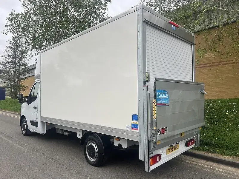 Usado Renault Master 2025 Branco Monovolume