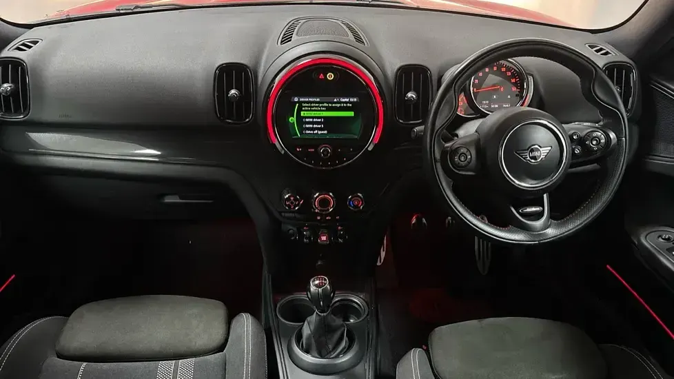Used Mini Cooper Countryman Sport 136 HP (100 kW) 2019 Red SUV