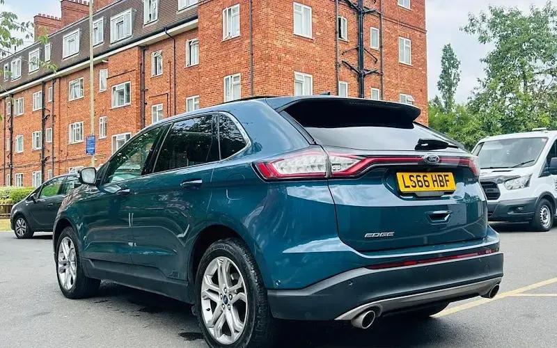 Used Ford Edge Titanium 211 HP (155 kW) 2017 SUV