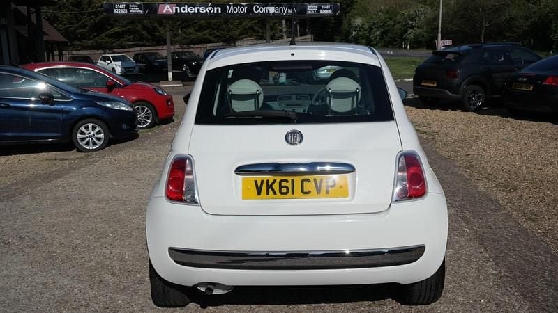 Used Fiat 500 Lounge 69 HP (50 kW) 2011 White Hatchback