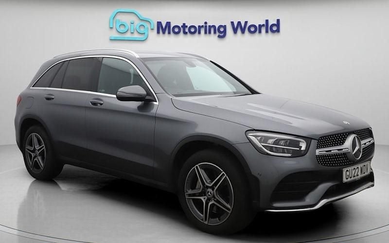 Used 2022 Mercedes GLC300 AMG line Estate | £29,700 (Good price) - Image 1/4