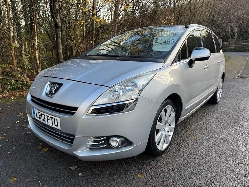 Used Peugeot 5008 Allure 112 HP (82 kW) 2012 Silver MPV