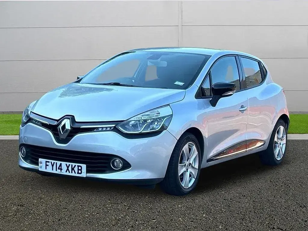 Used Renault Clio 75 HP (55 kW) 2014 Silver Hatchback