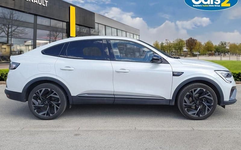 Used Renault Arkana Esprit Alpine 143 HP (105 kW) 2024 White SUV