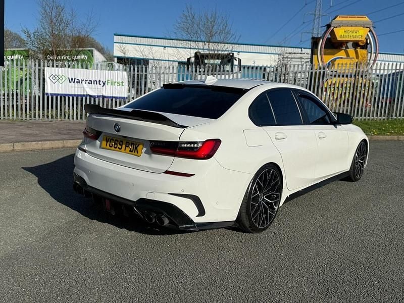 Used BMW 318 2019 White Sedan