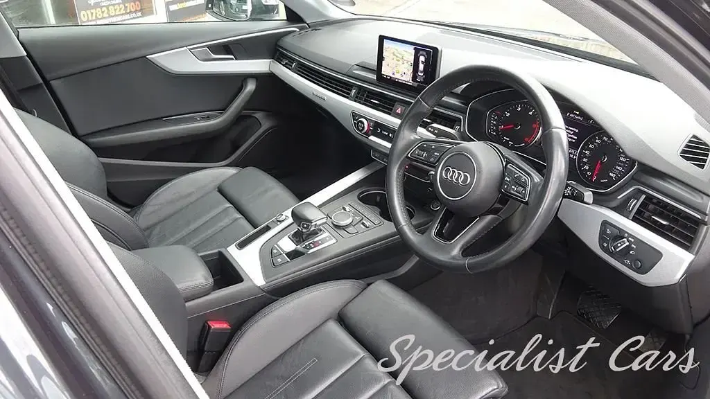 Used Audi A4 Sport 190 HP (139 kW) 2019 Grey Sedan