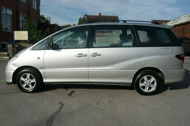 Used Toyota Previa 114 HP (83 kW) 2002 MPV