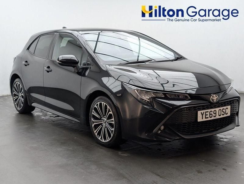 Black Used 2019 Toyota Corolla Design Hatchback | £12,000 (Fair price) - Image 1/4