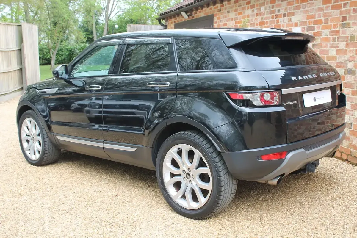 Used Land Rover Range Rover evoque Prestige 2015 Black
