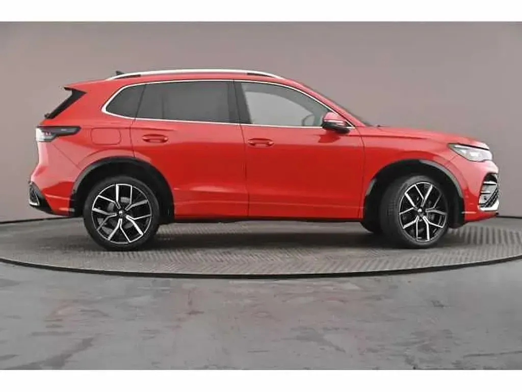 Used VW Tiguan 204 HP (150 kW) 2025 SUV