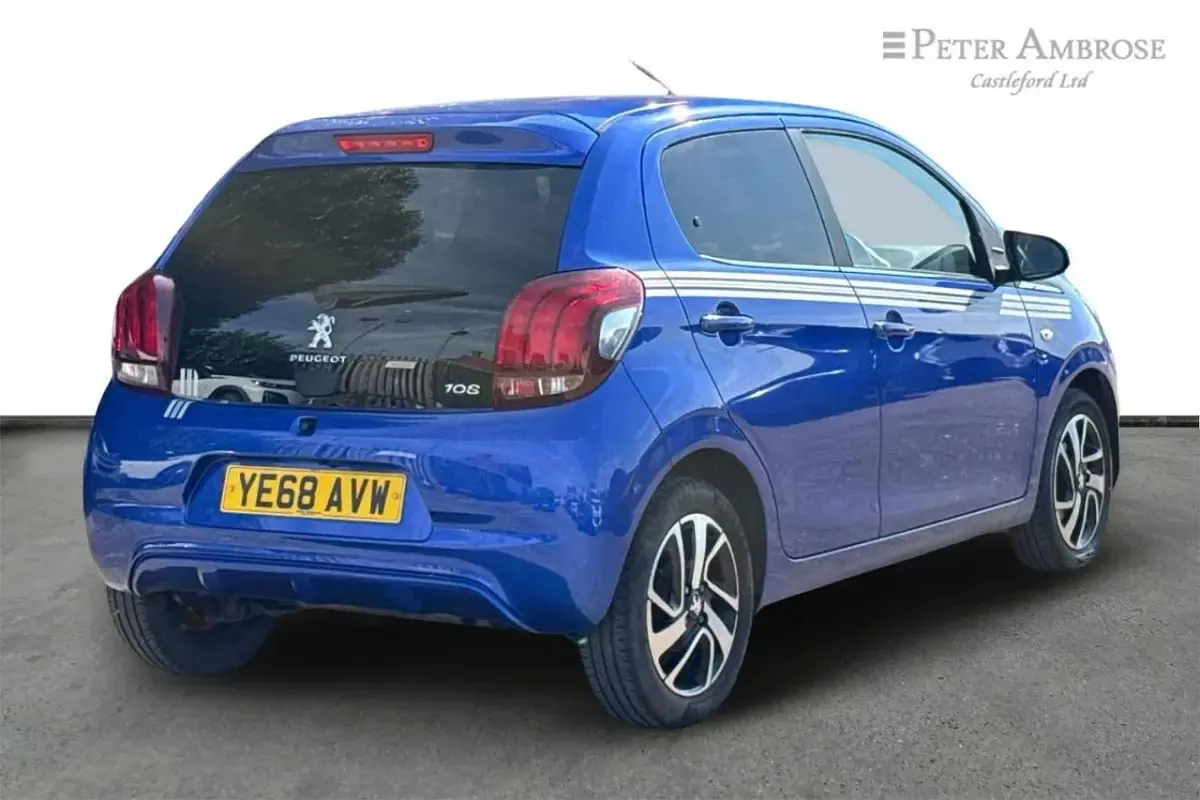 Used Peugeot 108 Collection 71 HP (52 kW) 2018 Blue