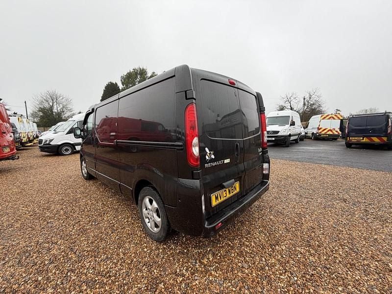 Used Renault Trafic 115 HP (84 kW) 2013 Black MPV