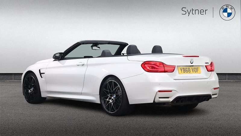 Begagnad BMW M4 Competition Edition 444 HK (326 kW) 2018 Vit Sportkupé