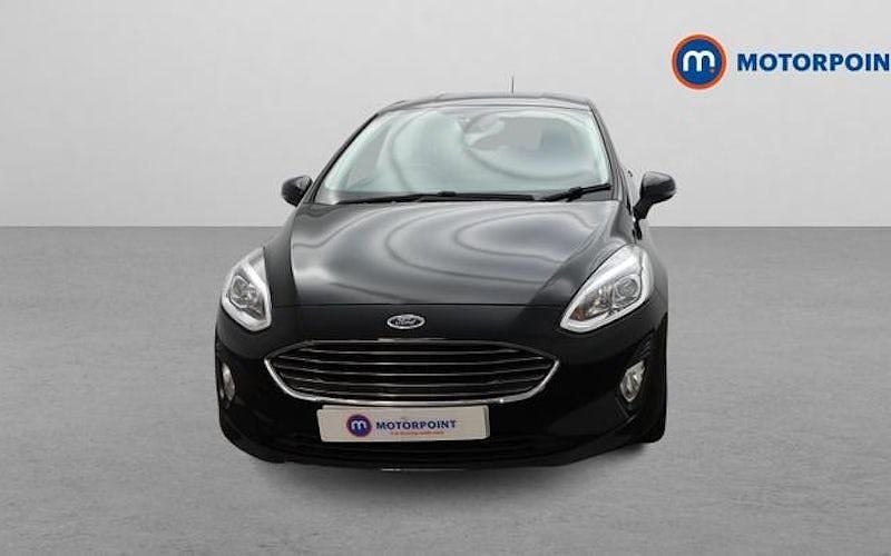 Usado Ford Fiesta Titanium 101 HP (74 kW) 2020 Preto Citadino