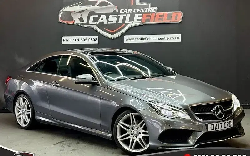 Usado Mercedes E220 AMG line 177 HP (130 kW) 2016 Coupé