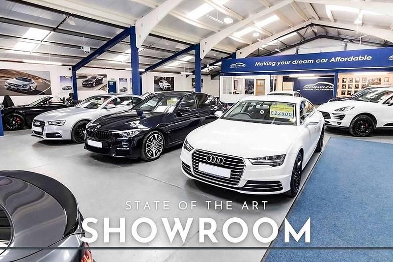 Used Audi A8 Prestige 258 HP (189 kW) 2014 Black Sedan