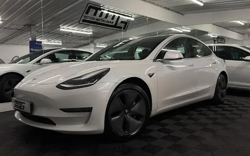 Used Tesla Model 3 Long Range AWD 258 kW (351 HP) 2023 Sedan