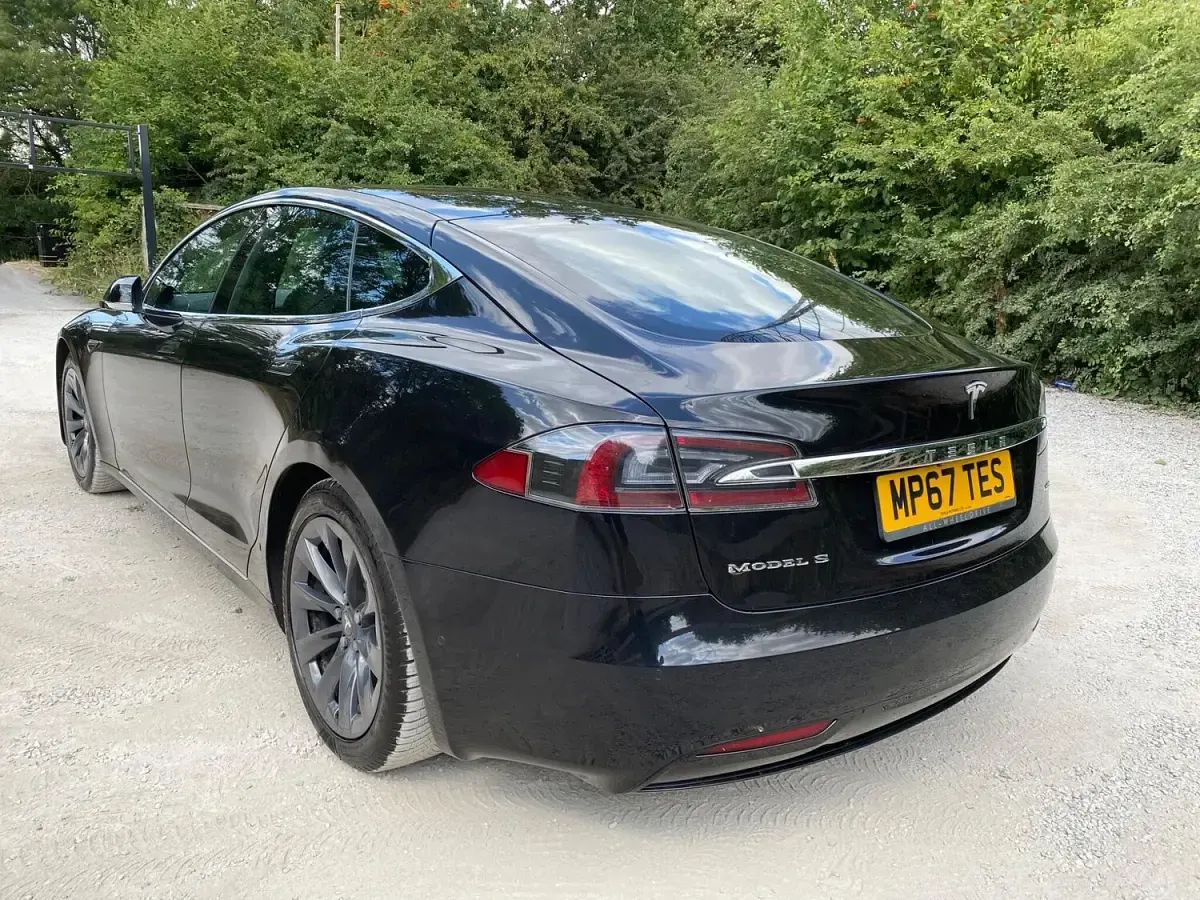 Used Tesla Model S 241 kW (328 HP) 2017 Black Hatchback