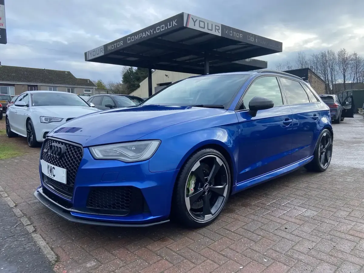 Used Audi RS3 Basis 367 HP (269 kW) 2016 Blue Sedan