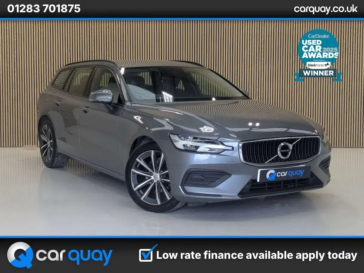 Used Volvo V60 Momentum 197 HP (144 kW) 2021 Estate