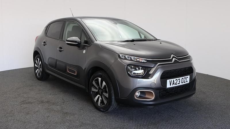 Begagnad Citroën C3 PureTech 110 HK (80 kW) 2023 Grå Halvkombi