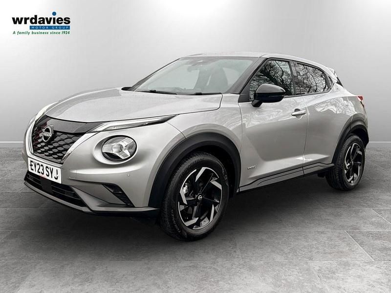 Used Nissan Juke N-Connecta 143 HP (105 kW) 2023 Silver SUV