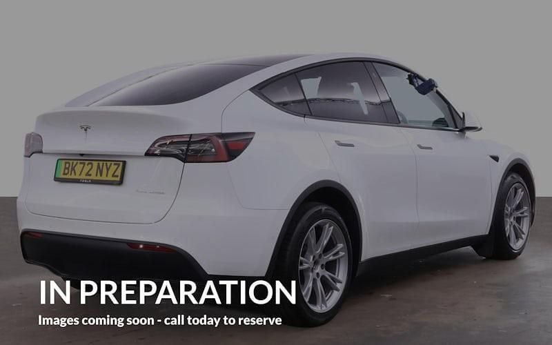 Used Tesla Model Y Long Range AWD 286 kW (389 HP) 2025 SUV
