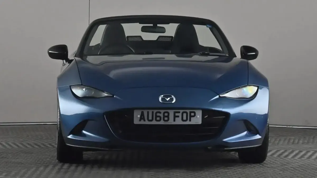 Used Mazda MX5 132 HP (97 kW) 2018 Blue Cabriolet