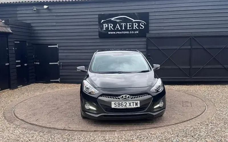Used Hyundai i30 Sport 128 HP (94 kW) 2013 Black Hatchback