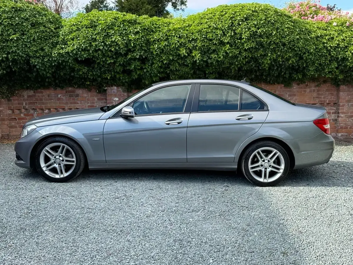 Used Mercedes C180 SE 2011 Silver Sedan