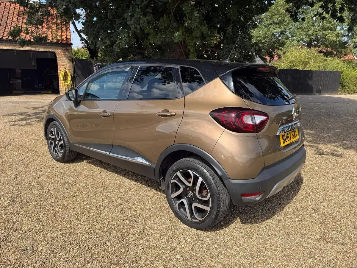 Used Renault Captur Dynamique 2017 Brown SUV