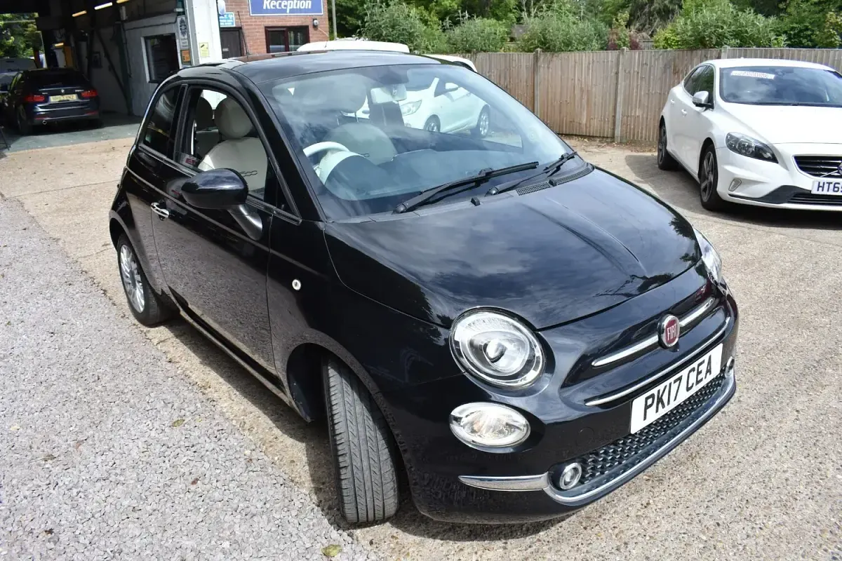 Used Fiat 500 Lounge 69 HP (50 kW) 2017 Black Hatchback
