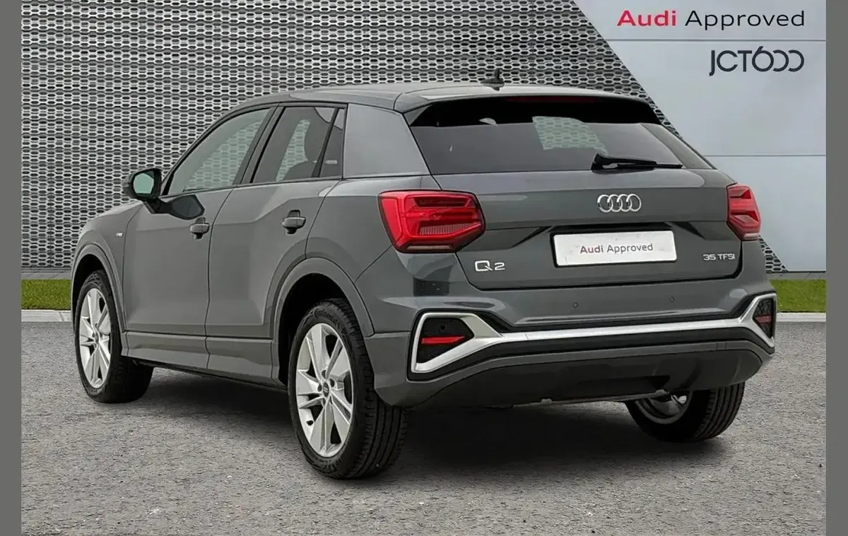 New Audi Q2 S-Line 147 HP (108 kW) 2026 Grey SUV