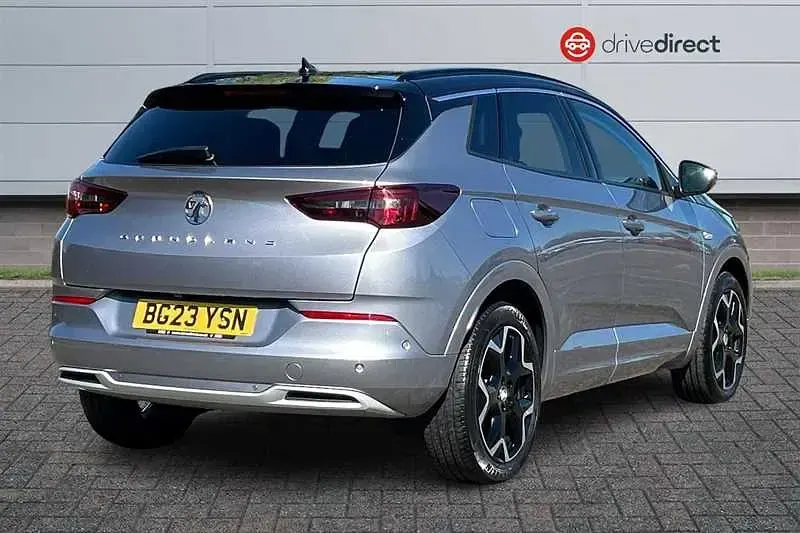 Used Vauxhall Grandland X Elite 130 HP (95 kW) 2023 Grey SUV